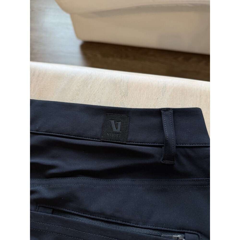 Vuori Meta Pant Athletic Slim Fit 30" Black Waist Size 31 - Picture 6 of 7